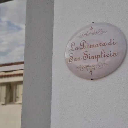 Penzion La Dimora Di San Simplicio 3*