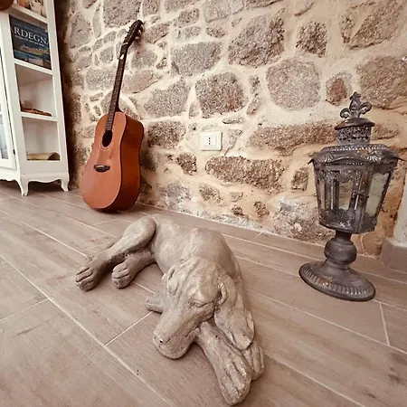 بيت ضيافة La Dimora Di San Simplicio أولبيا