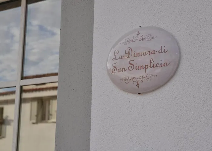 Gæstehus La Dimora Di San Simplicio 3*